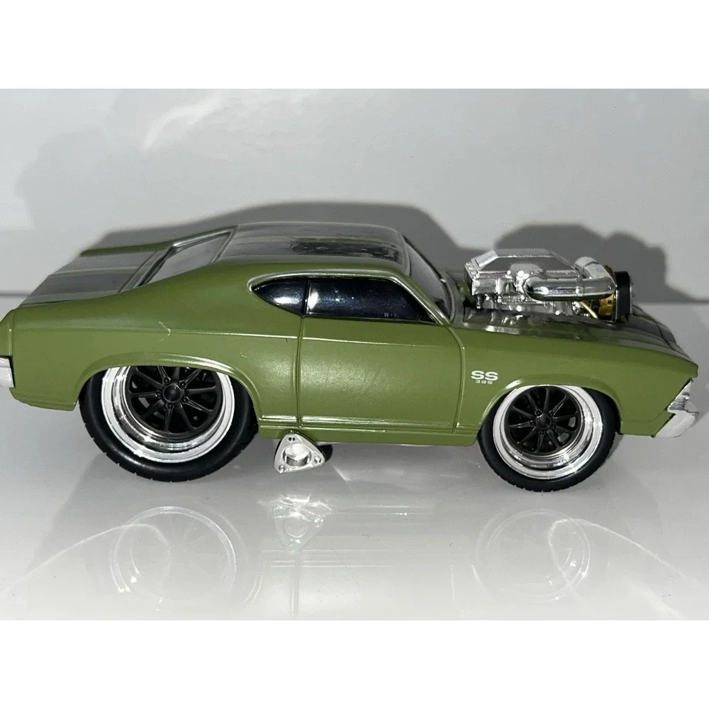 Maisto 1:24 Scale 1969 Chevrolet Chevelle Green Car (3/b18)
